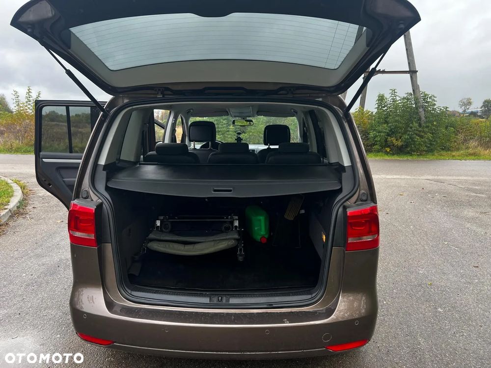 Volkswagen Touran 1.6 TDI DPF Comfortline - 10