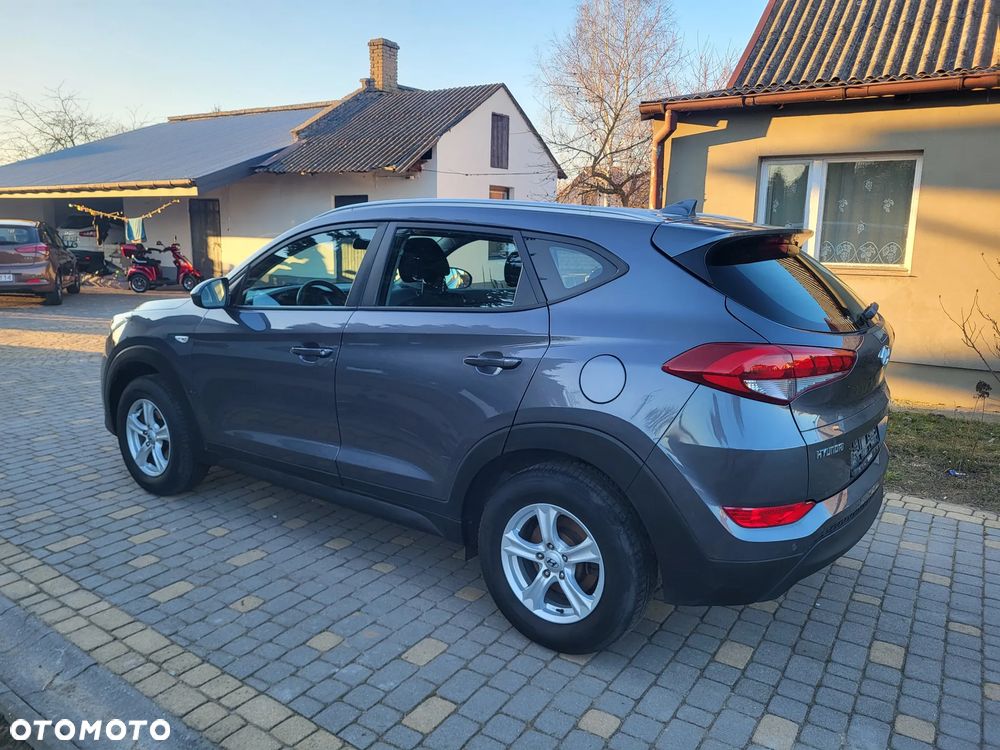 Hyundai Tucson 1.6 GDI BlueDrive Style 2WD - 28