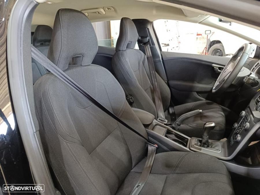 Volvo V40 2.0 D2 Kinetic Eco - 19