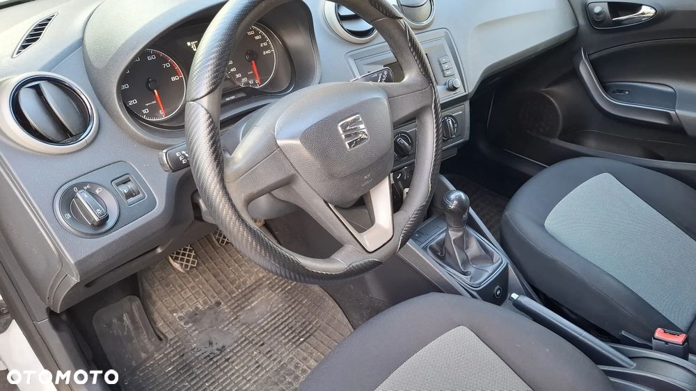 Seat Ibiza 2016 photo 5