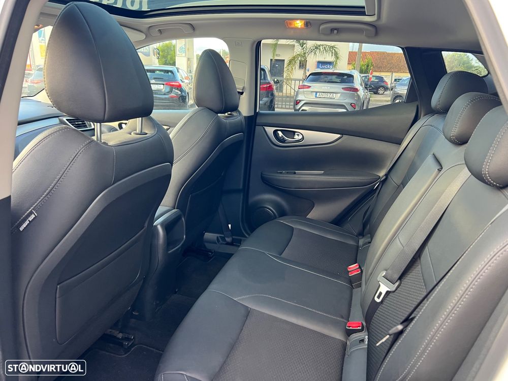 Nissan Qashqai 1.3 DIG-T Tekna Premium Bose - 17