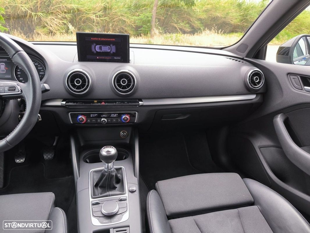 Audi A3 Sportback 2.0 TDI S-line - 23