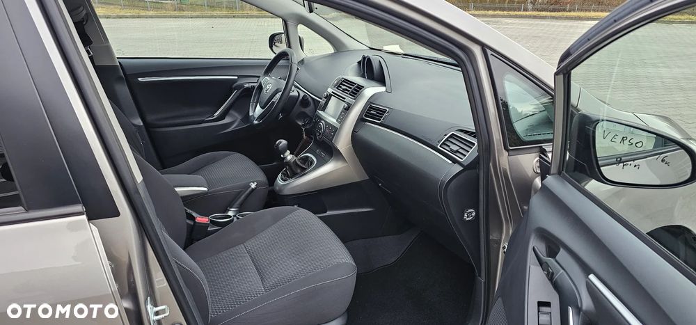 Toyota Verso 1.6 D-4D Prestige - 5