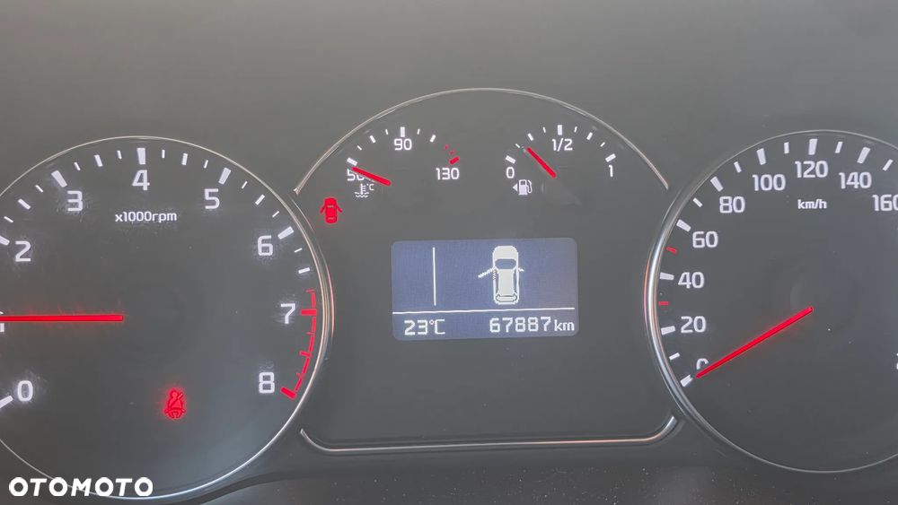Kia Carens - 7