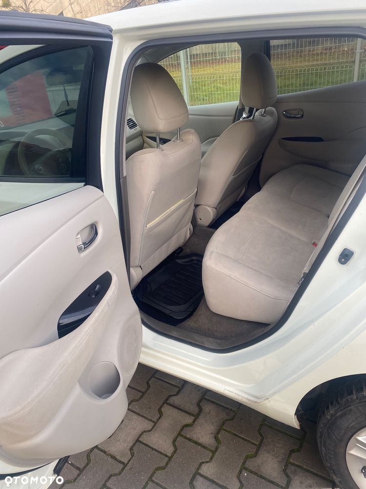 Nissan Leaf Standard - 32