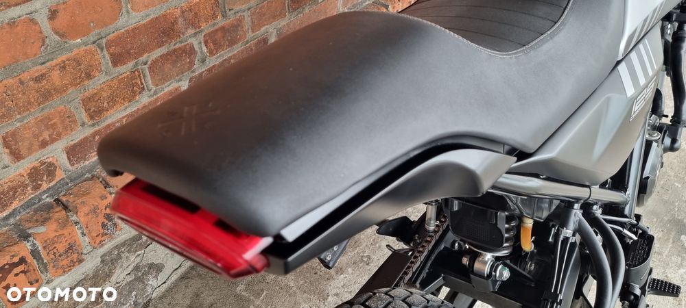 Brixton Crossfire - 3