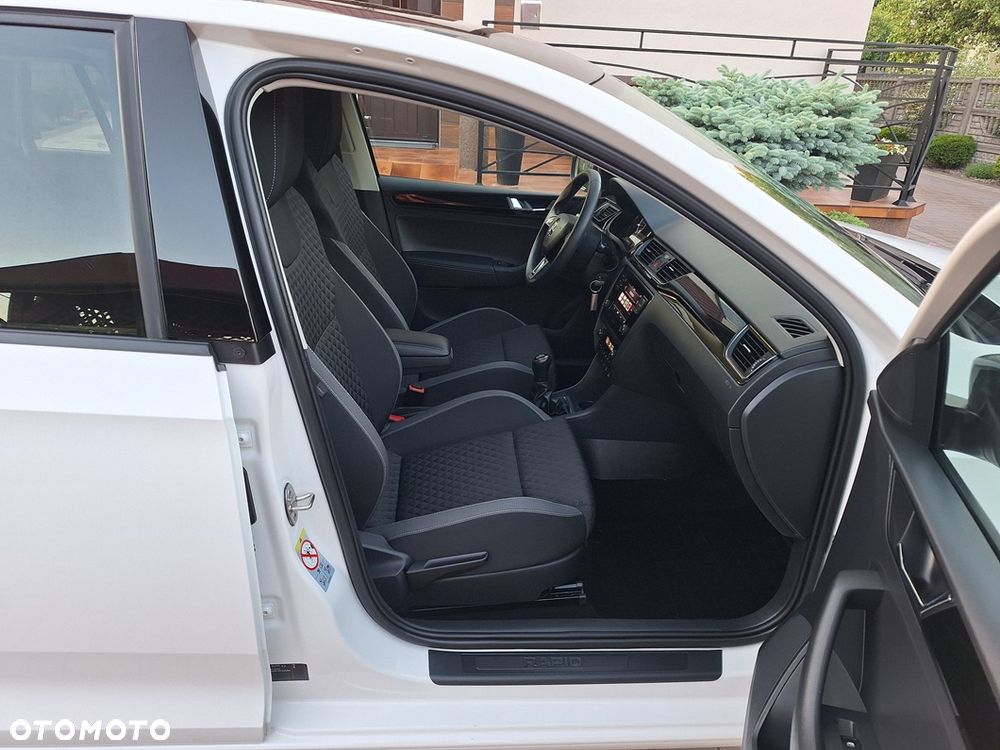 Skoda RAPID Spb 1.0 TSI Style - 9