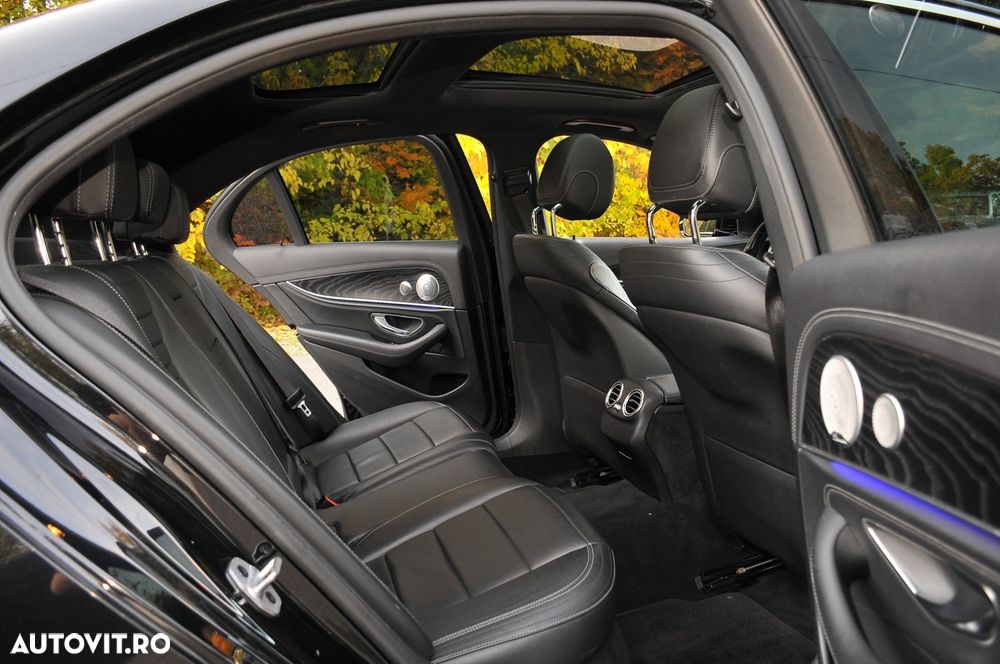 Mercedes-Benz E - 12