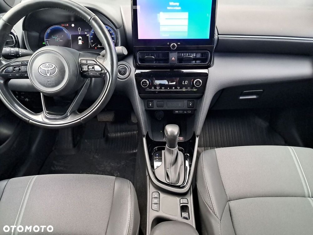 Toyota Yaris Cross Hybrid 1.5 Premiere Edition - 3
