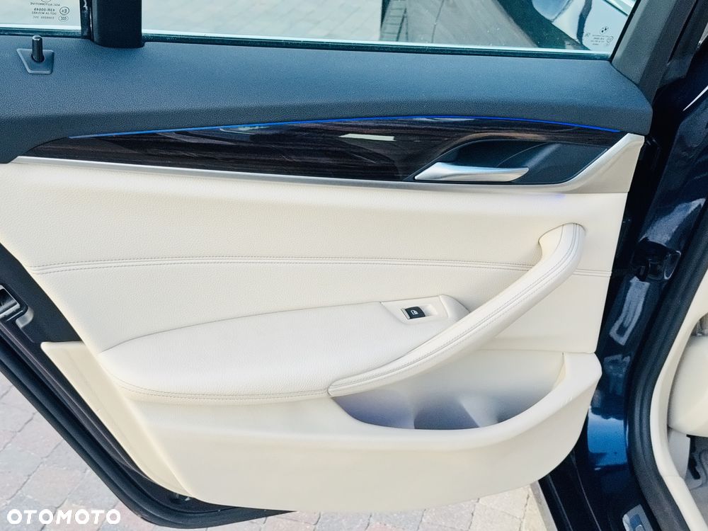 BMW Seria 5 520d Luxury Line sport - 14