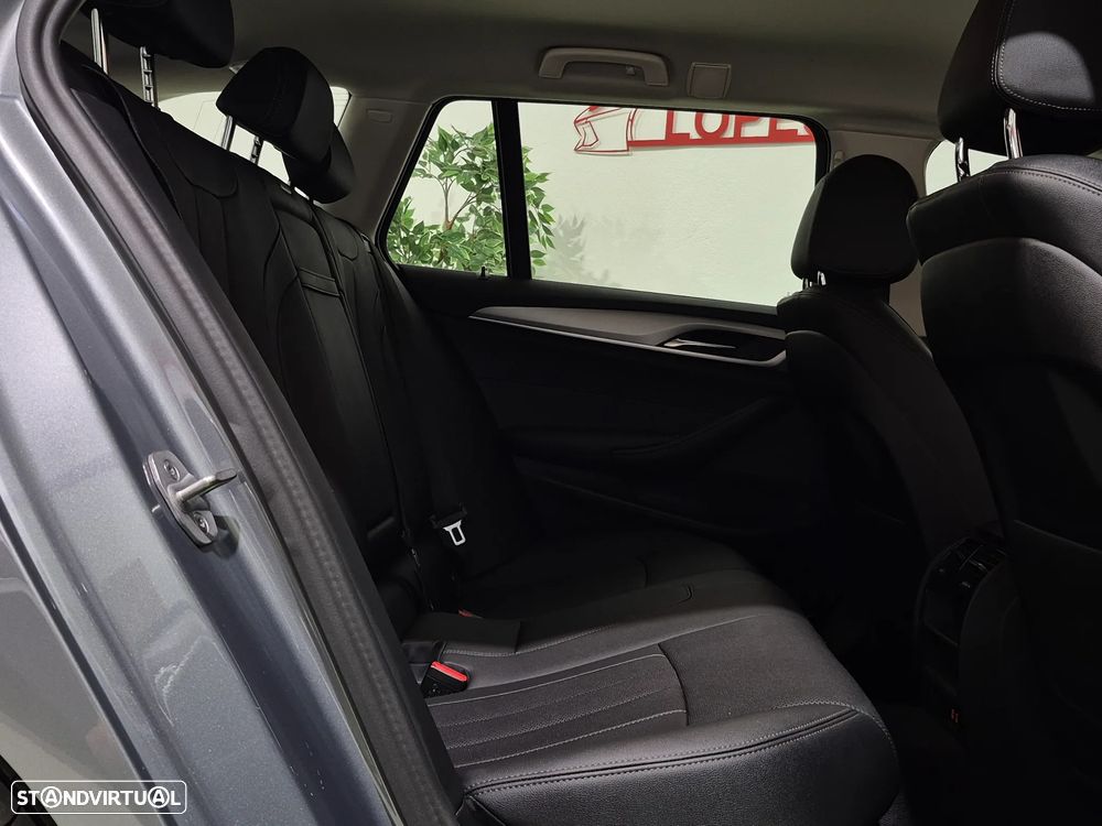 BMW 520 d Auto - 23
