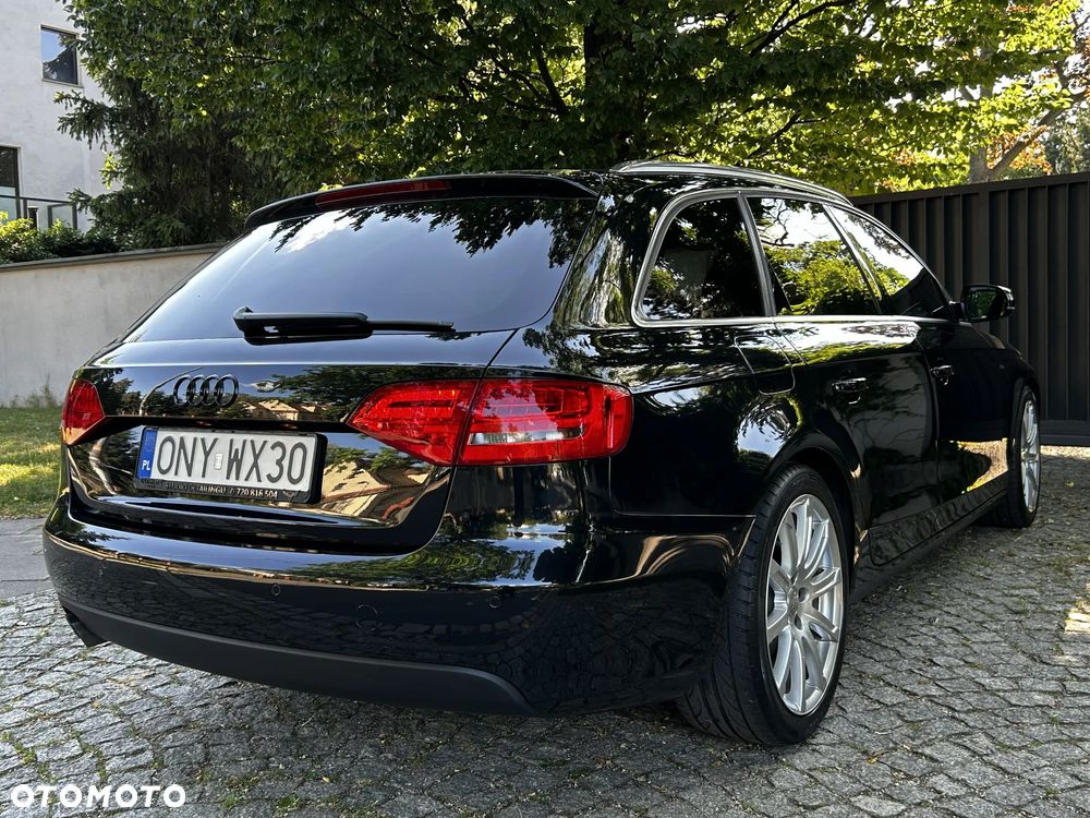 Audi A4 Avant 2.0 TDI DPF - 8