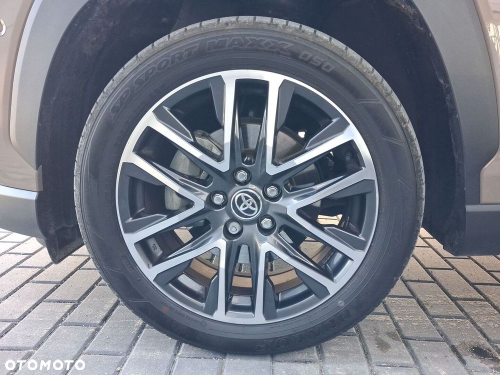 Toyota Corolla Cross - 30