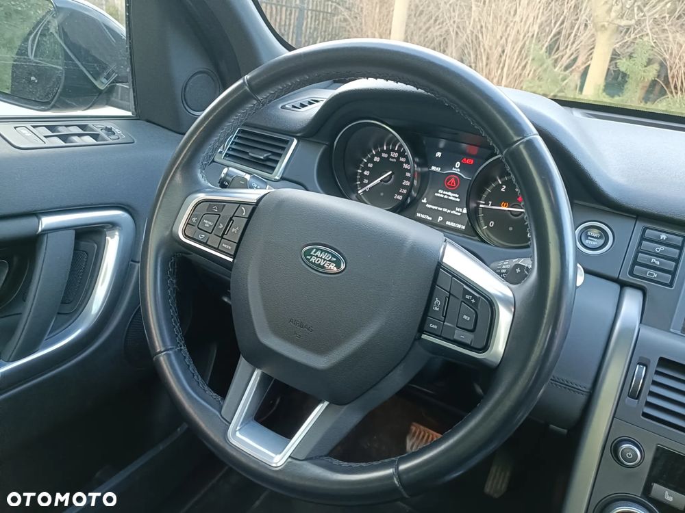 Land Rover Discovery Sport TD4 HSE Luxury - 36