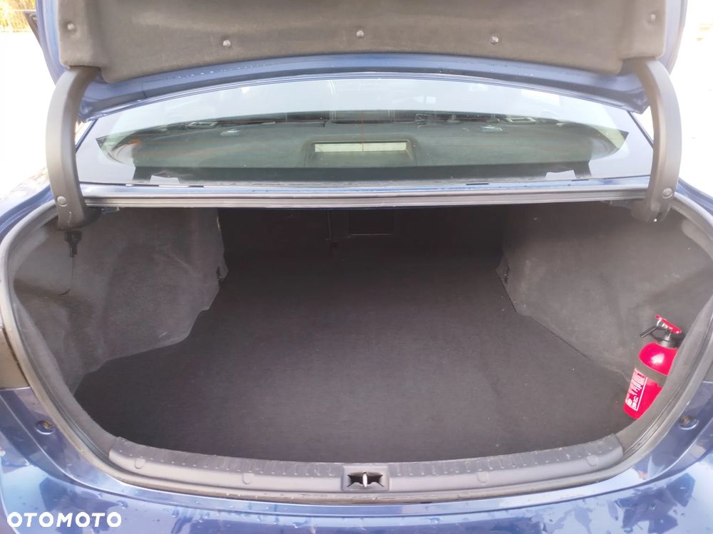 Toyota Avensis 2.0 D-4D Active Business - 14