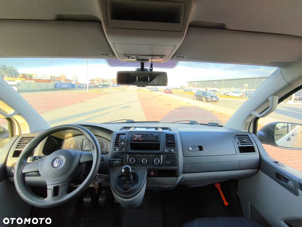 Volkswagen Transporter - 26