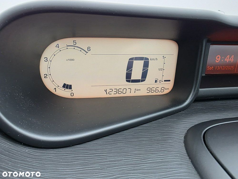 Citroën C3 Picasso 1.6 HDi Exclusive Euro5 - 16