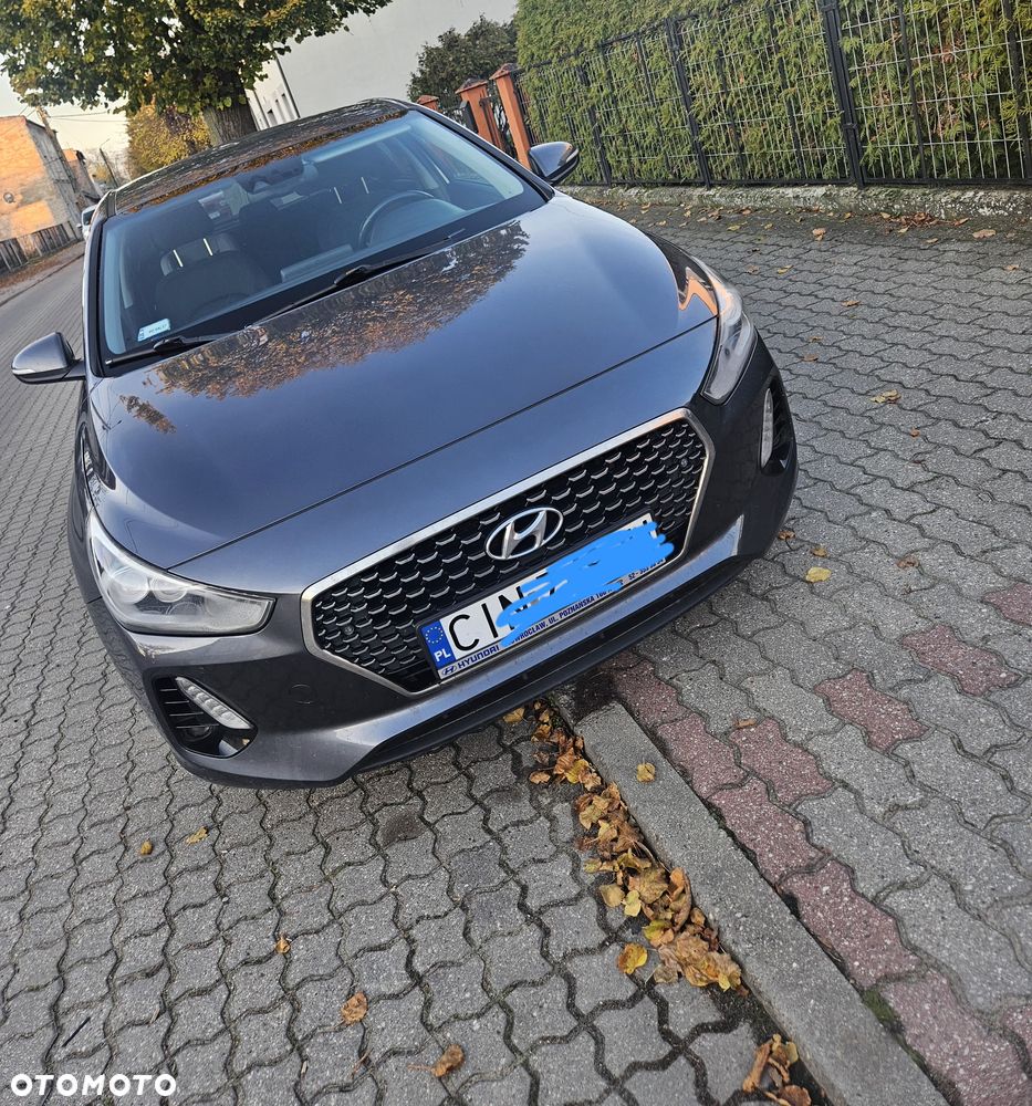 Hyundai i30 1.6 CRDi Comfort DCT - 1