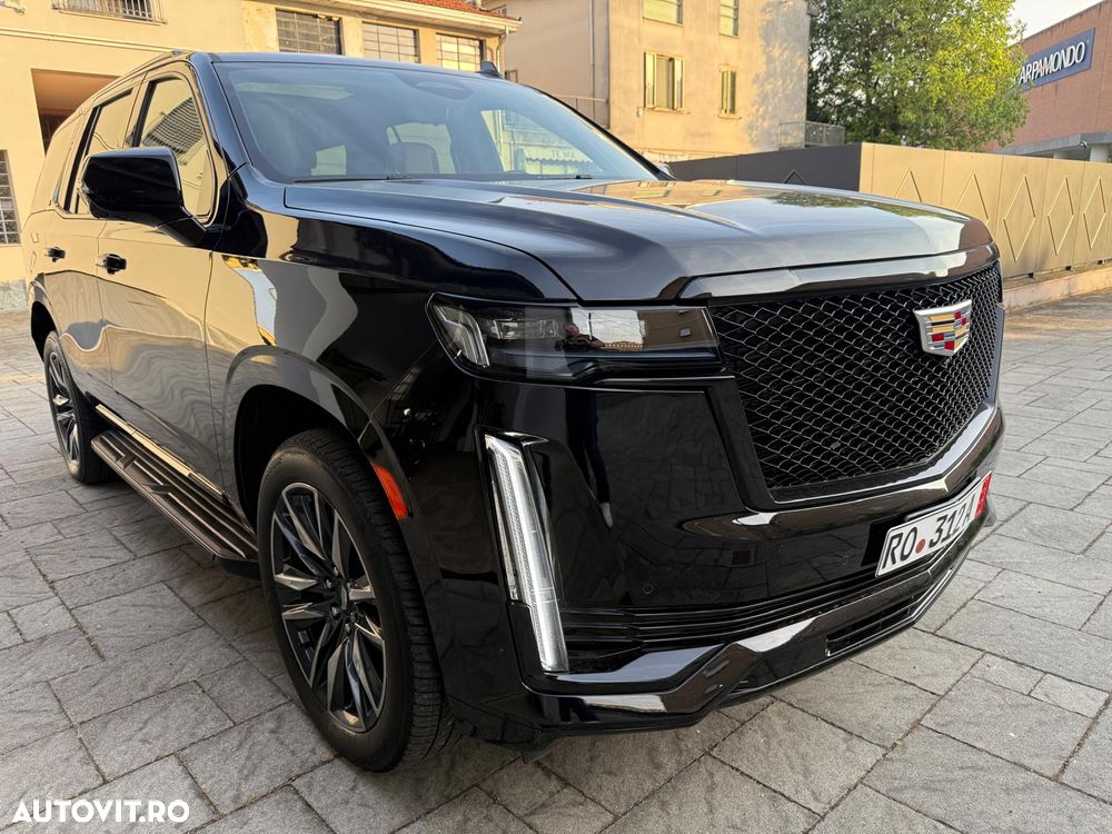 Cadillac Escalade - 2