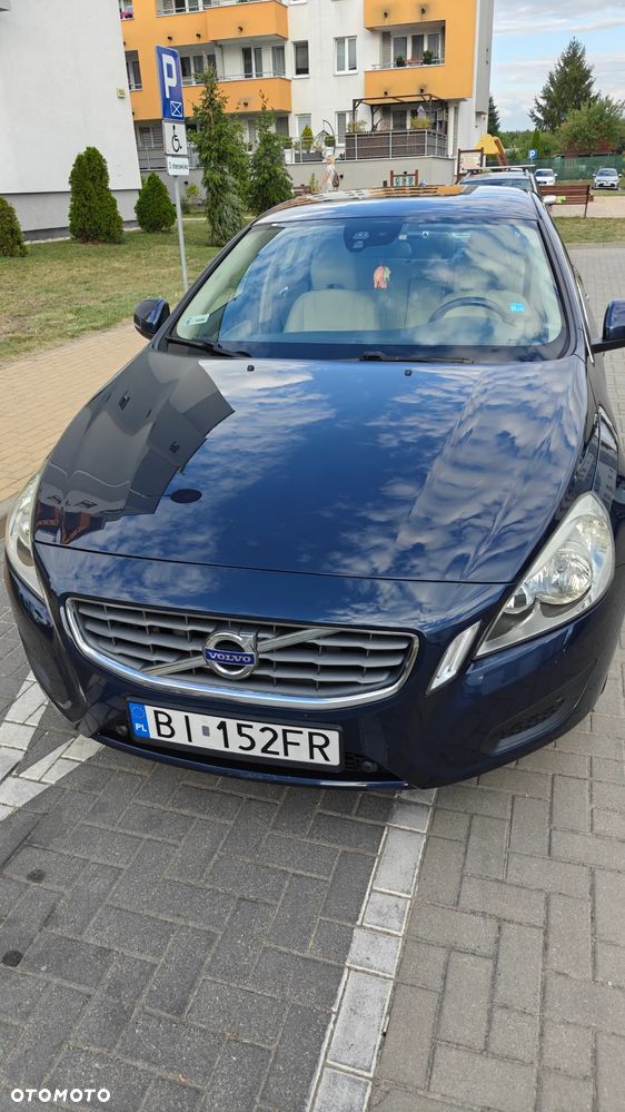 Volvo S60 T4 Momentum - 3