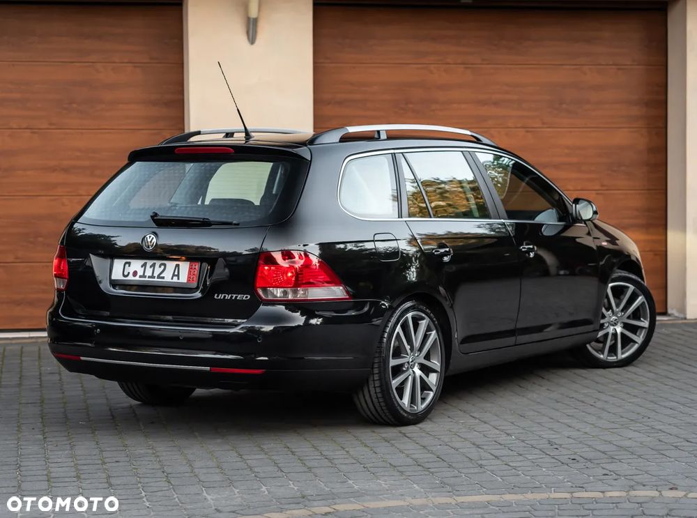 Volkswagen Golf Variant - 8
