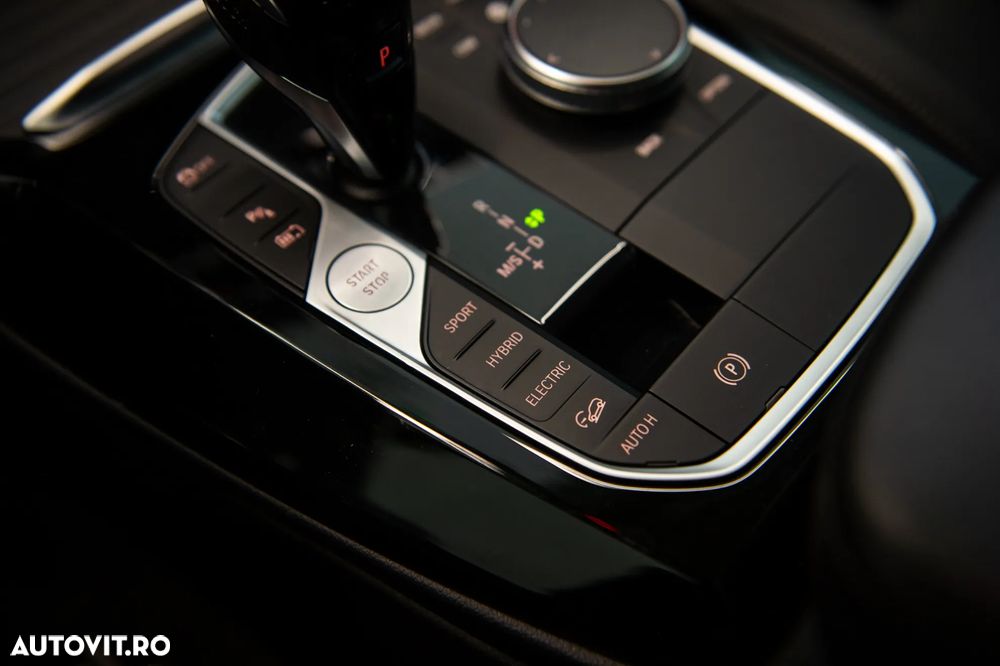 BMW X3 xDrive30e AT PHEV - 27