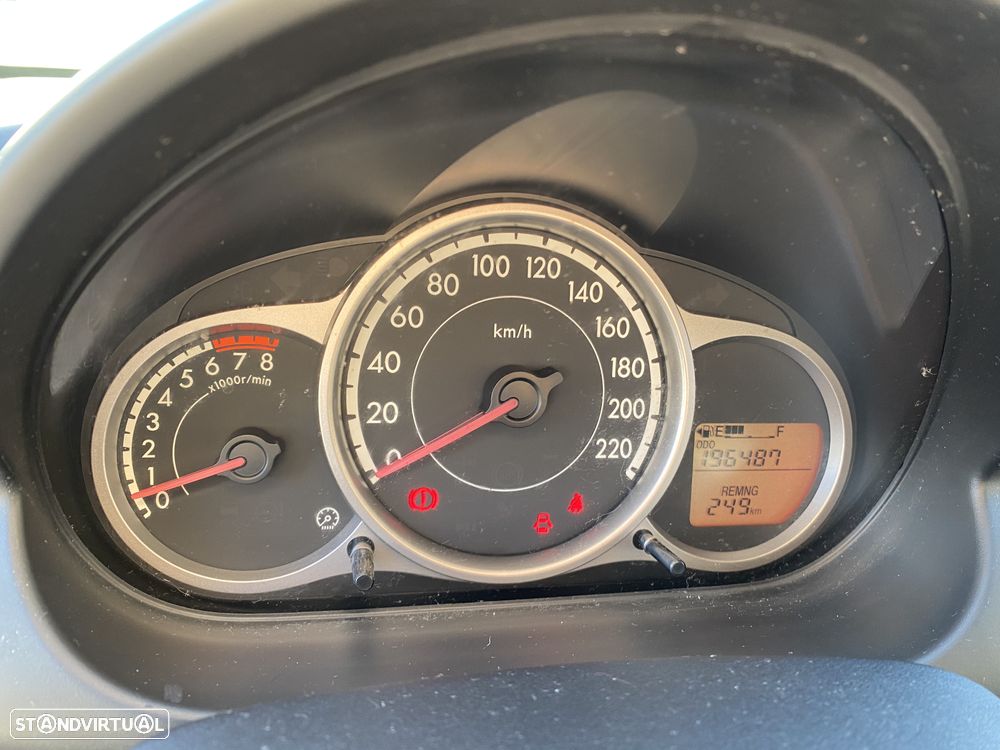 Mazda 2 1.3 MZR Sport - 11