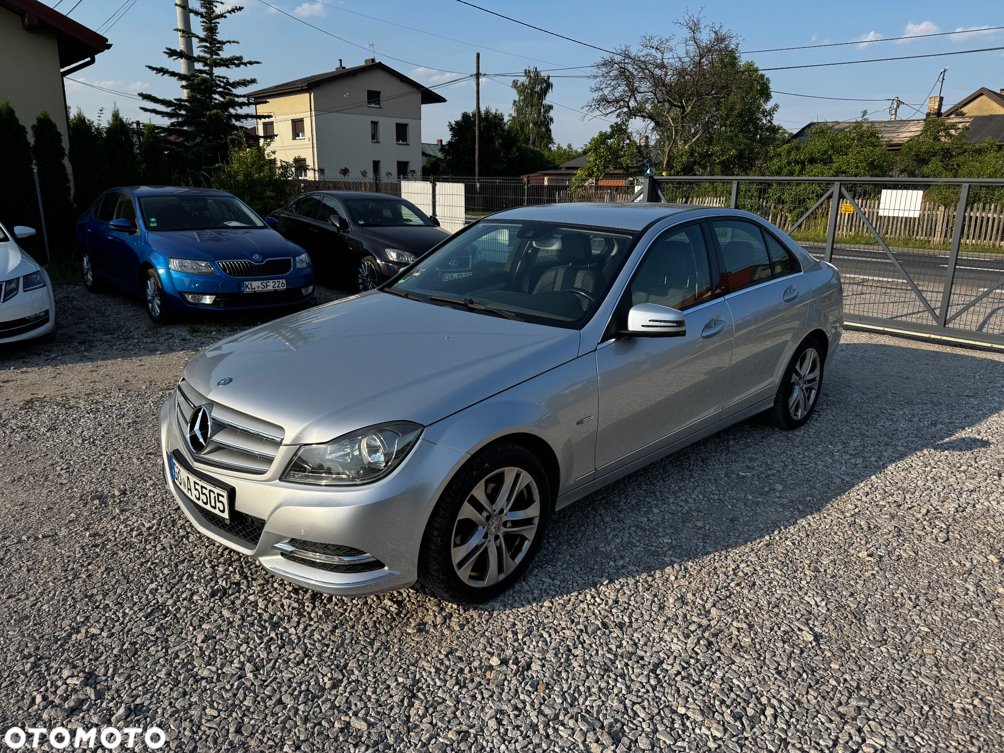 Mercedes-Benz Klasa C 200 CGI BlueEff Avantgarde - 14