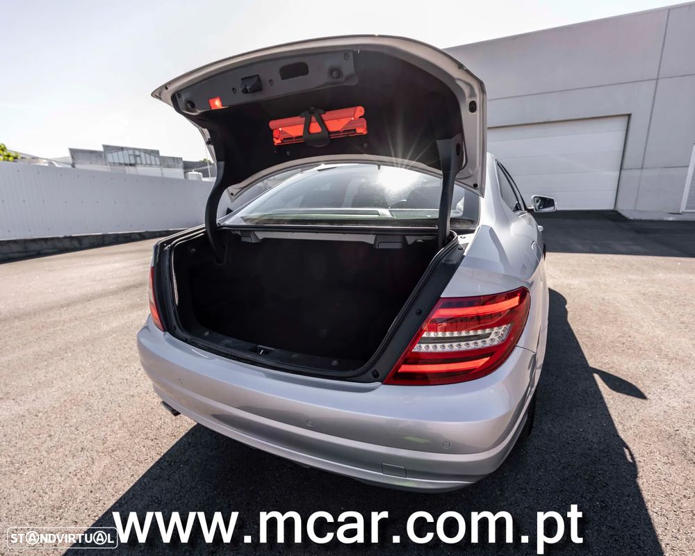 Mercedes-Benz C 200 - 19