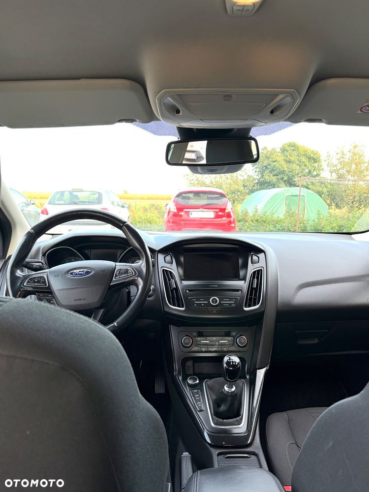 Ford Focus - 27