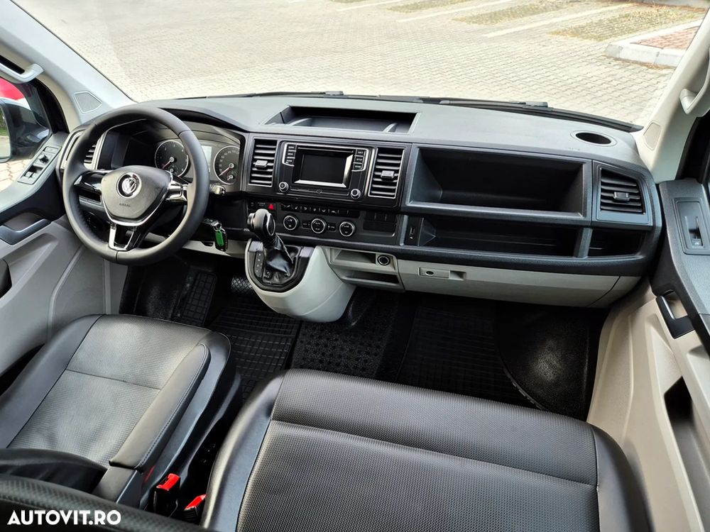 Volkswagen Caravelle - 5