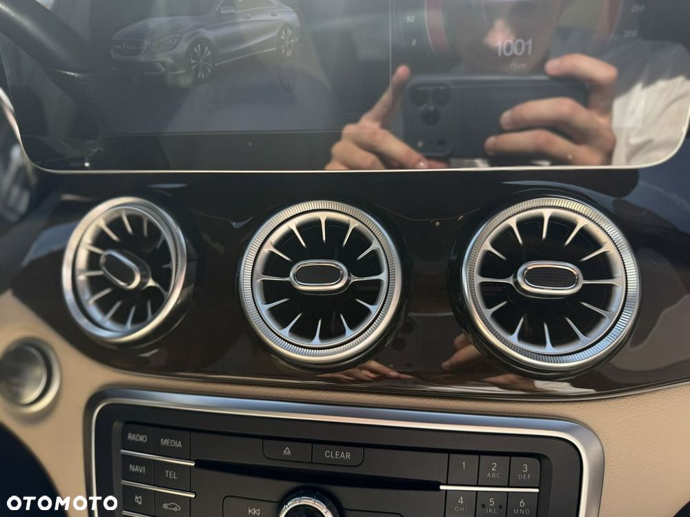 Mercedes-Benz CLA - 30