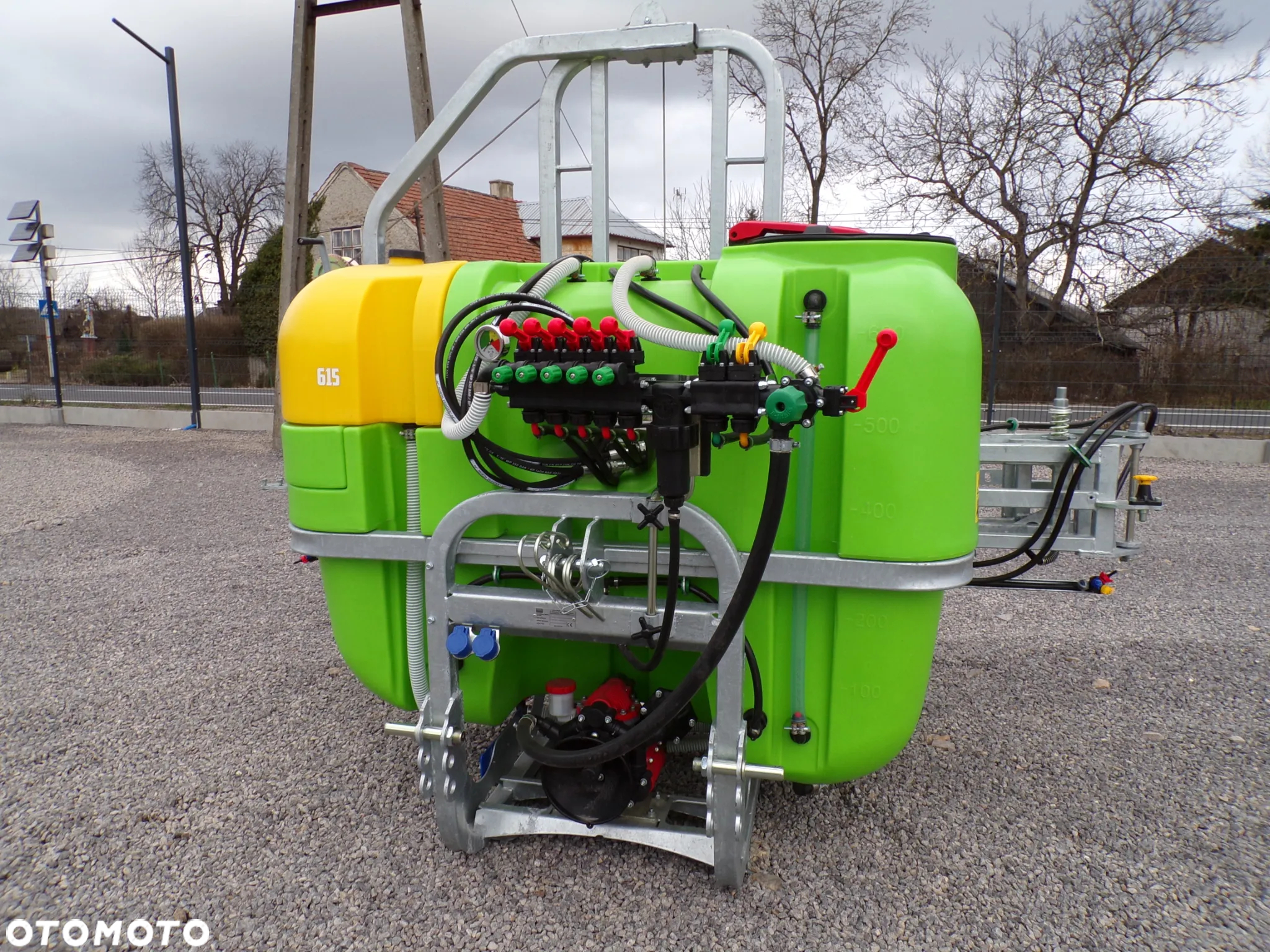 Opryskiwacz zawieszany TOLMET 300-1200l zawieszany / stabilizacja hydrauliczna / potrójna oprawa rozpylaczy RSM/ zawór stałociśnieniowy OD RĘKI - 2