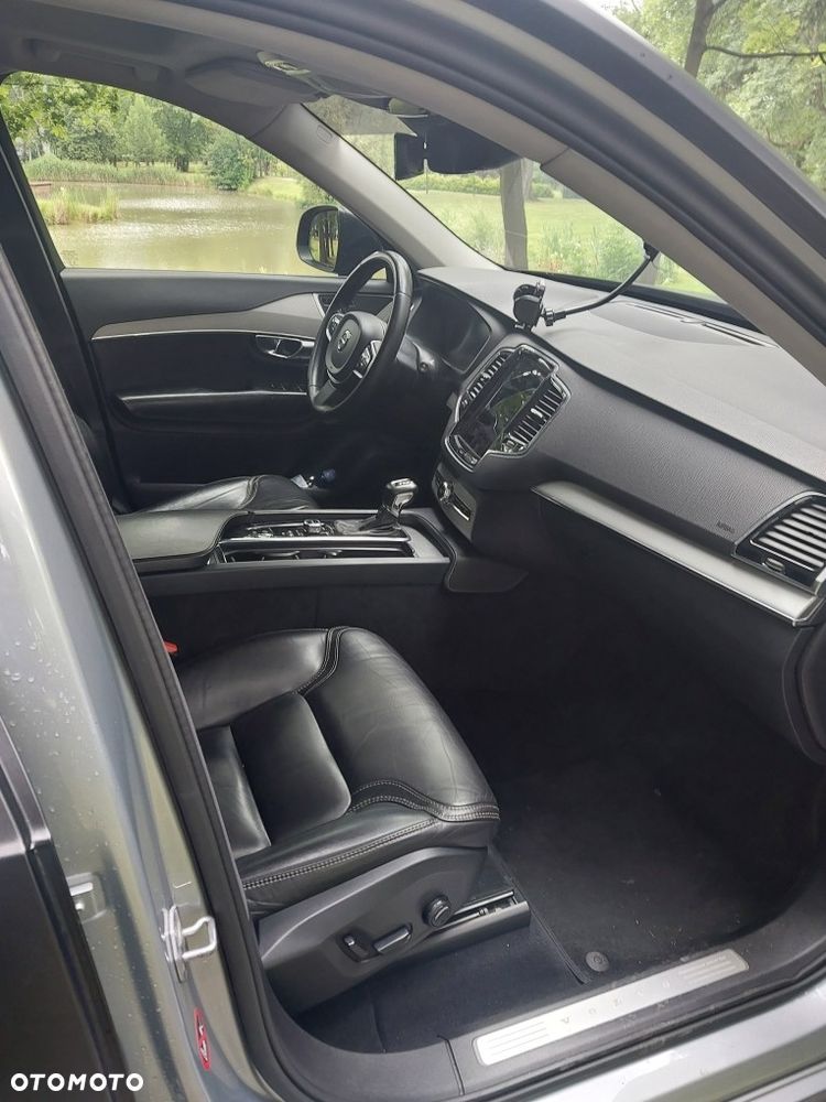 Volvo XC 90 D5 AWD Momentum 7os - 6