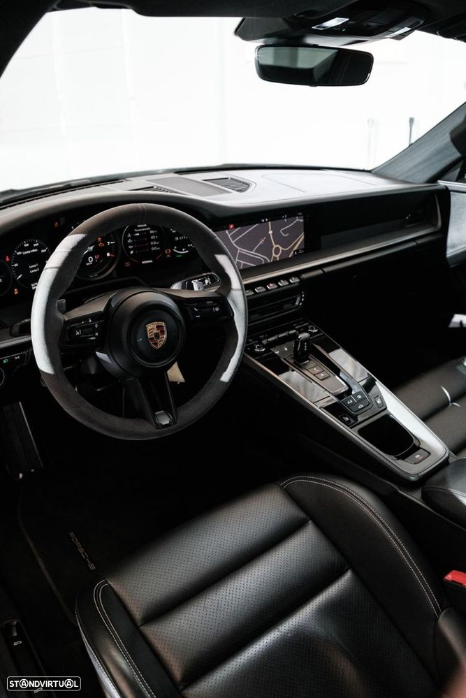 Porsche 911 Série F - 9
