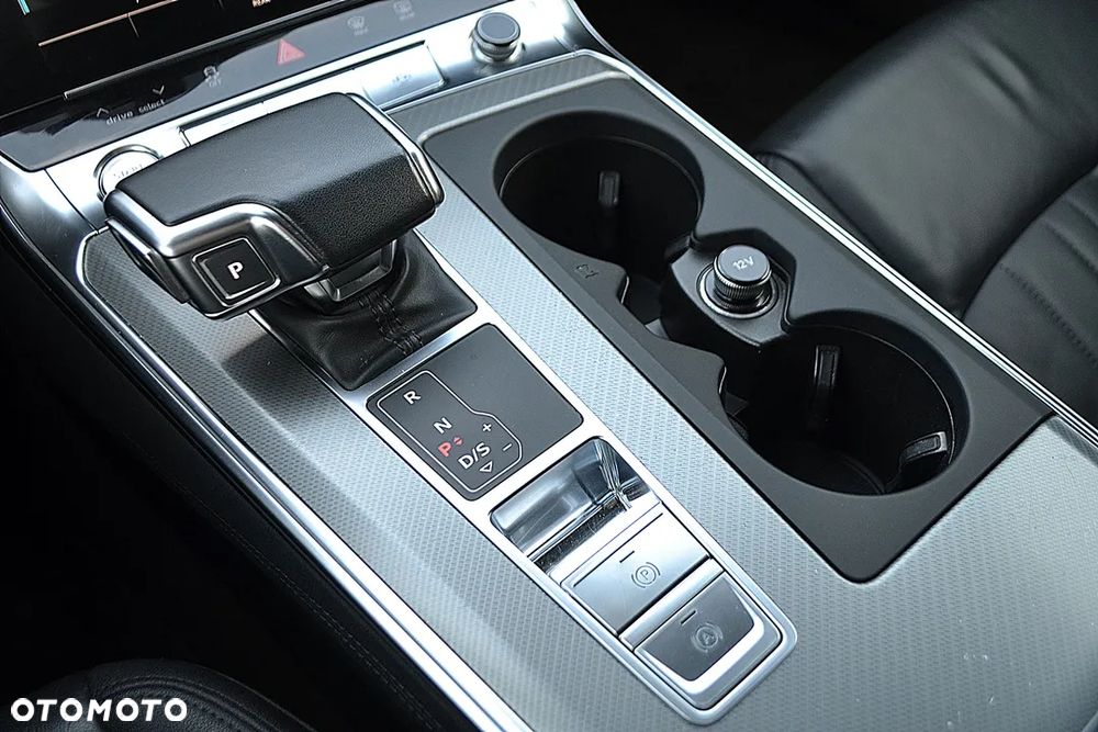 Audi A6 Avant 40 TDI S tronic sport - 33