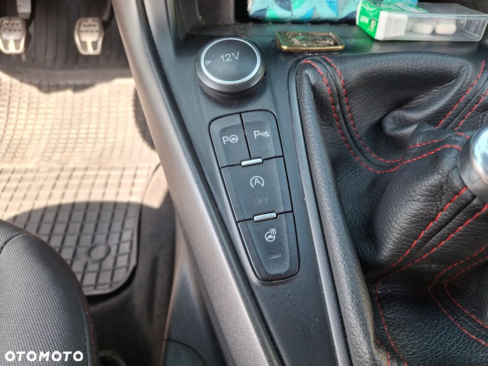 Ford Focus 1.5 EcoBoost ST-Line Black ASS - 35