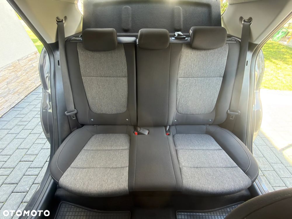 Kia Stonic 1.4 M - 12