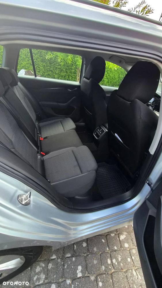 Skoda Octavia 2.0 TDI Ambition DSG - 12