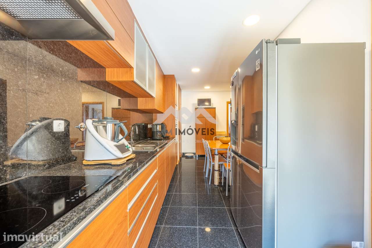 Apartamento T3 | Fânzeres | Condominio Fechado | 2 Lug. Garagem - Grande imagem: 4/40