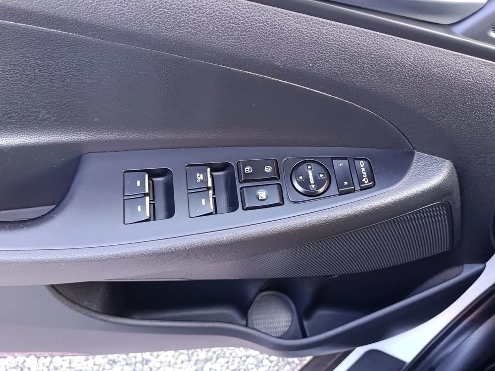 Hyundai Tucson blue 1.7 CRDi 2WD Advantage - 31