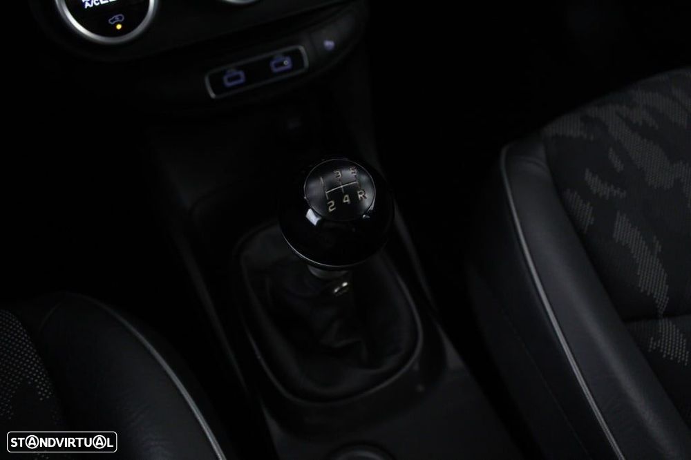 Fiat 500X 1.3 MJ City Cross - 31