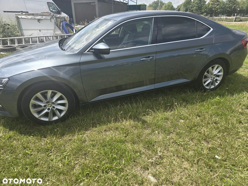 Skoda Superb 2.0 TDI Ambition - 3