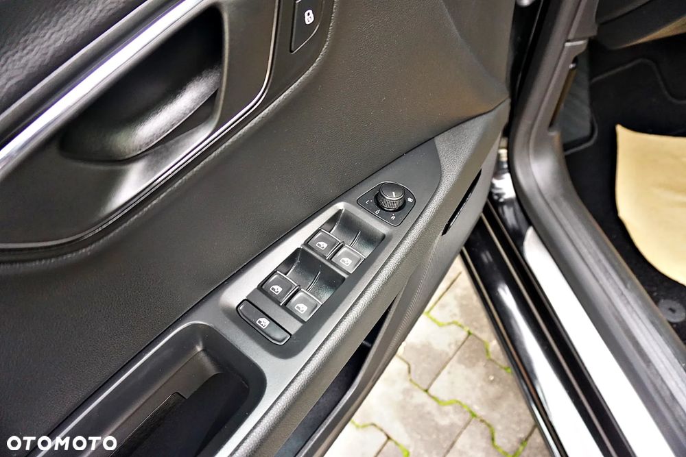 Seat Leon 2.0 TDI FR S&S DSG EU6 - 38