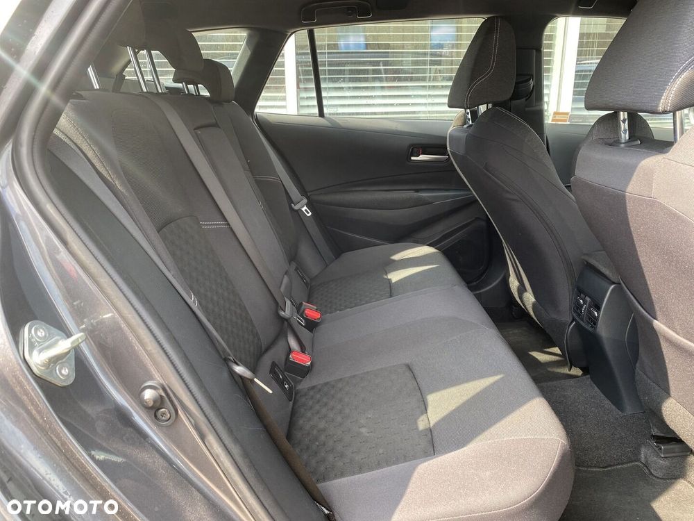 Toyota Corolla 1.8 Hybrid Comfort - 8