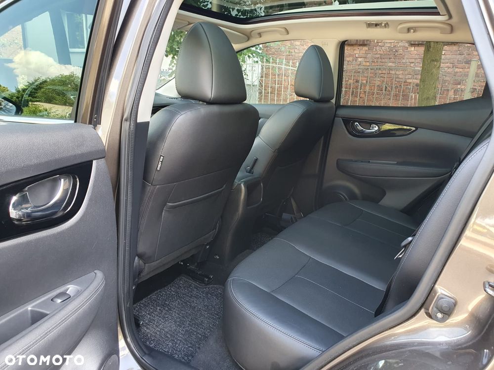 Nissan Qashqai 1.6 DIG-T Tekna+ - 23
