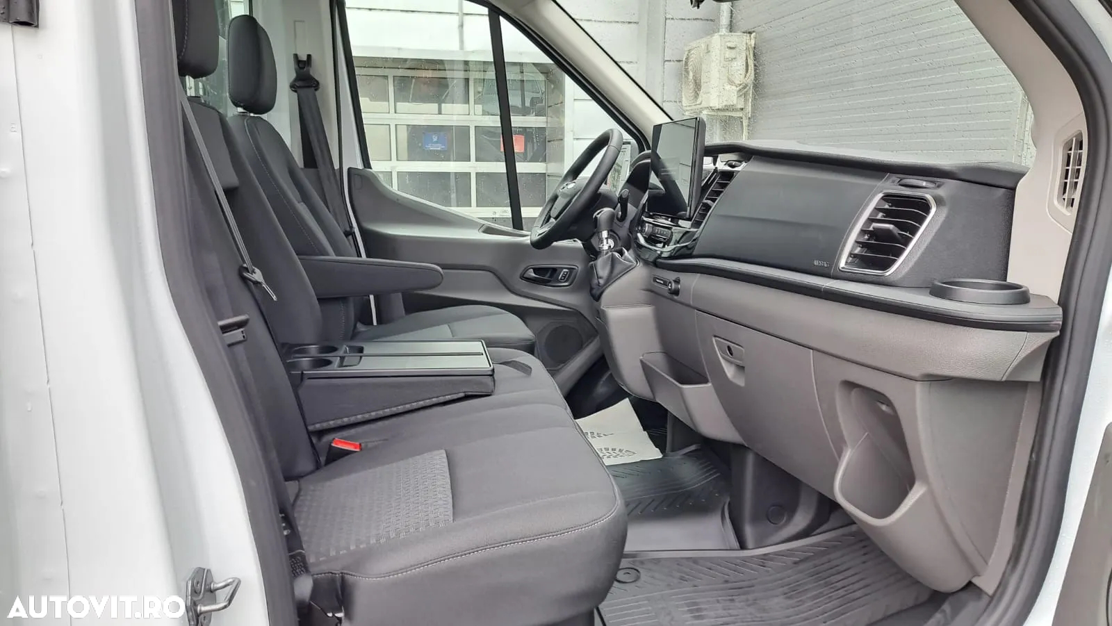 Ford NEW TRANSIT S-CAB L4 T350 - 17