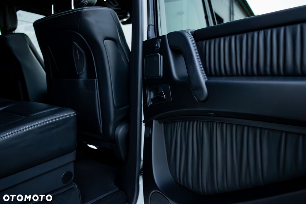 Mercedes-Benz Klasa G 63 AMG AMG SPEEDSHIFT 7G-TRONIC - 25