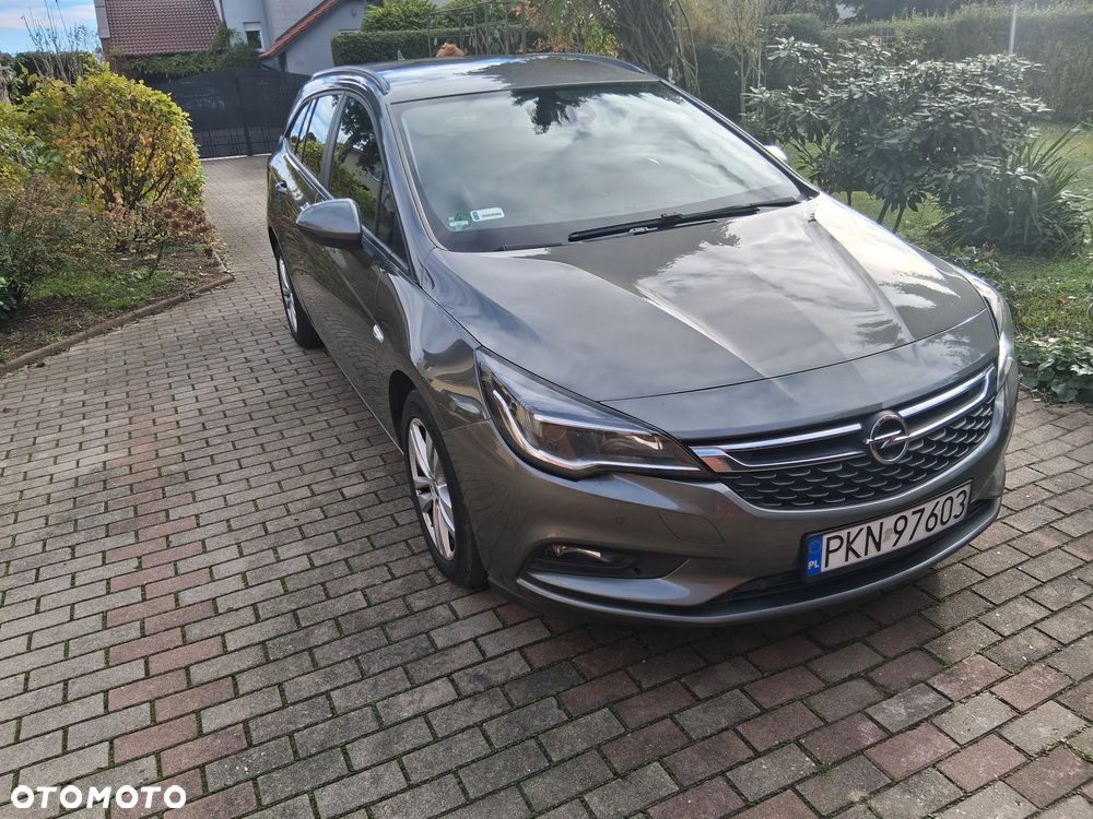 Opel Astra 1.6 D (CDTI) Sports Tourer Innovation - 1