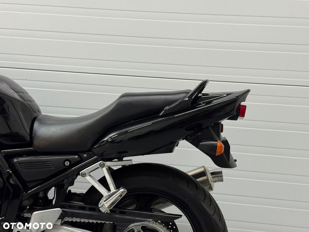 Yamaha FZ6 - 15